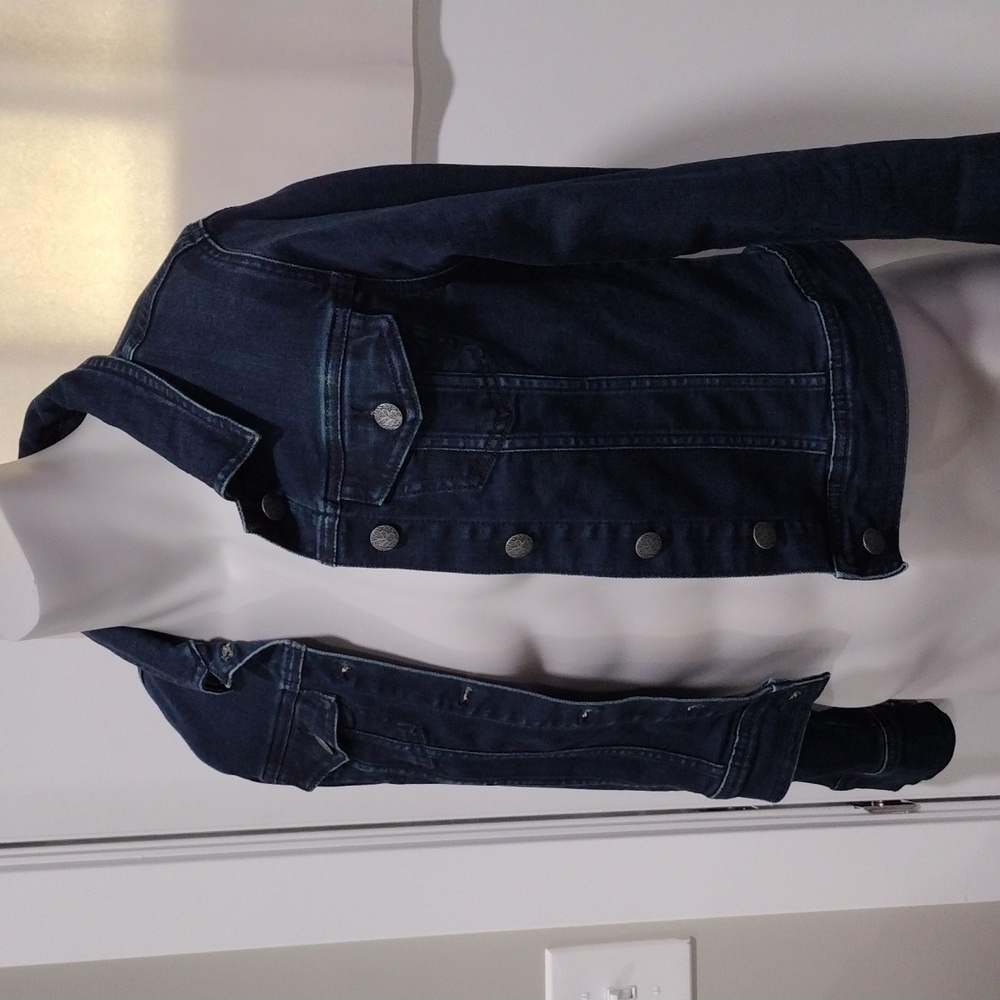 Prana mens dark blue denim jeans jacket. Small